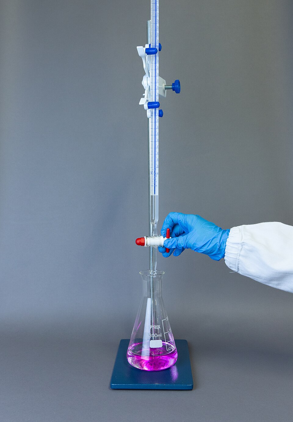Practical 36 — Titrating Na₂CO₃ against HCl using phenolphthalein and methyl orange